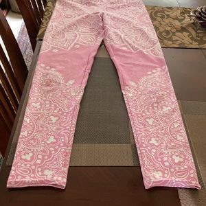 Very flattering, no camel toe.